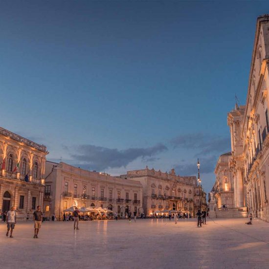 Piazza del duomo Ortigia