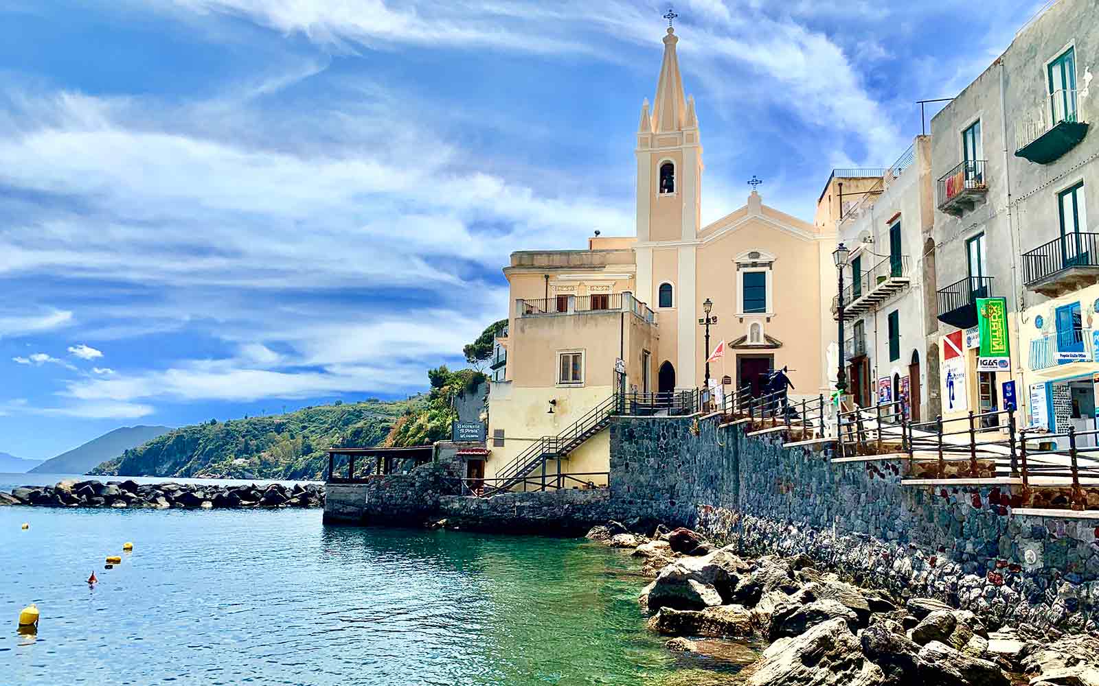 Lipari, scalinata di Marina Corta