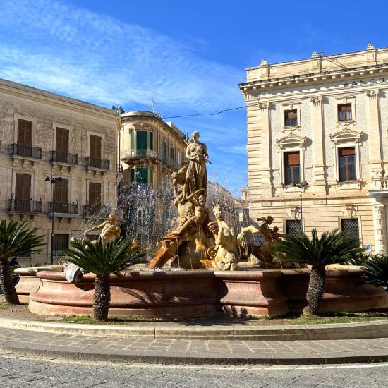 Fontana di Diana, Siracusa