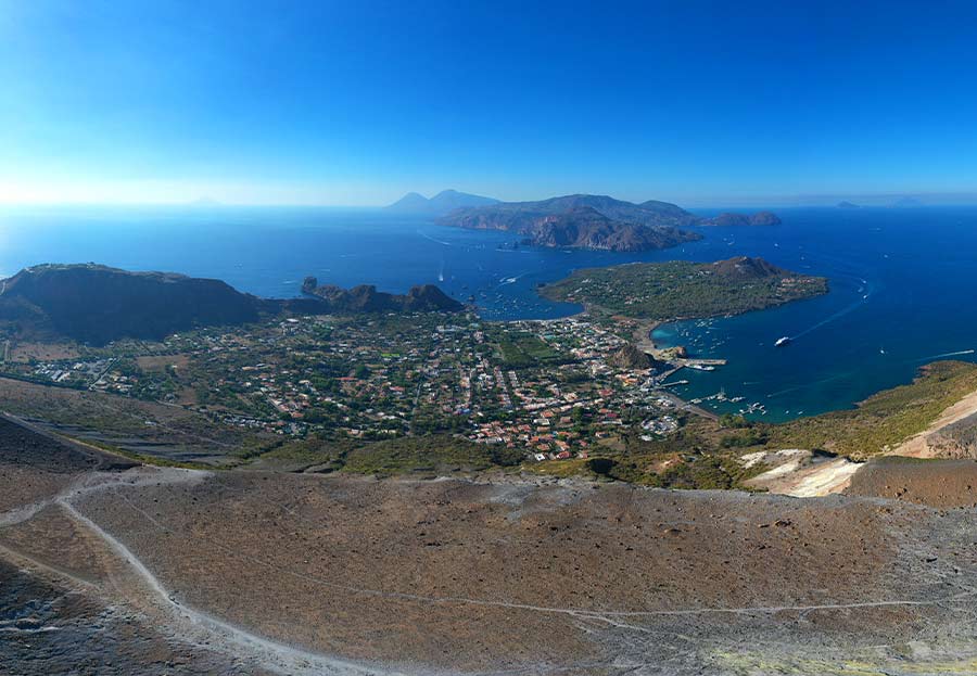 Vulcano viaggio in sicilia